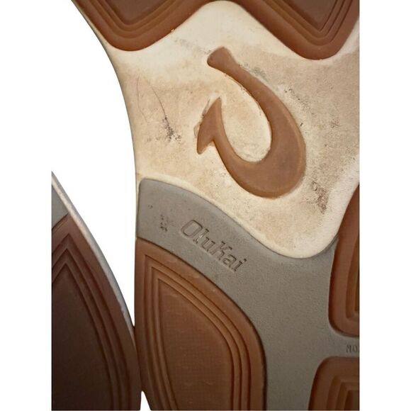 OluKai Mio Li Sneaker Mens Sz M 7 (EU 40) Gray Low Top Outdoors Athletic Sneake - Picture 9 of 9